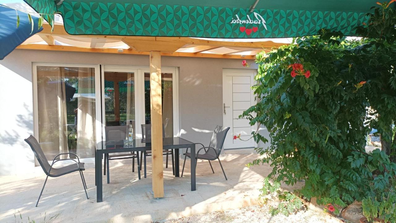 Apartamento Marti'S House In The Olive Grove Fažana Exterior foto